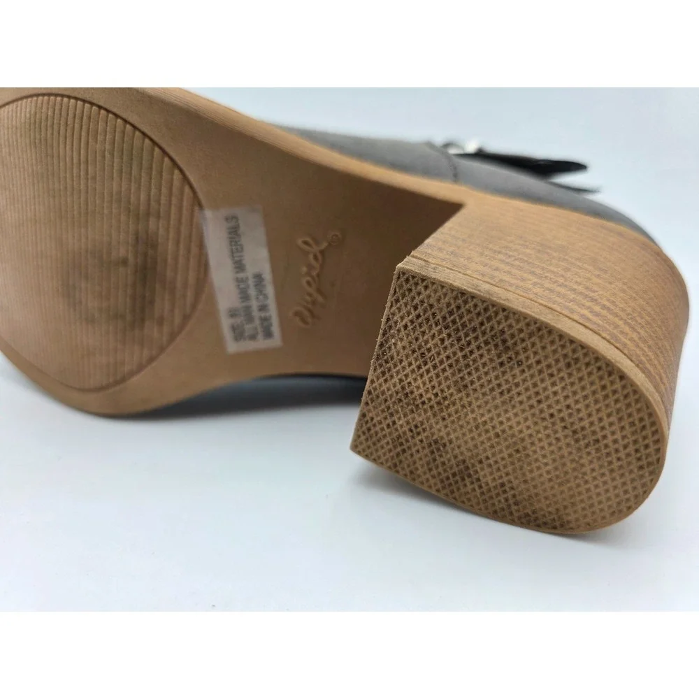 Womens Qupid Booties Size 8.5 Gray New Super Cute